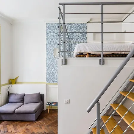Cosy In The Center Apartment